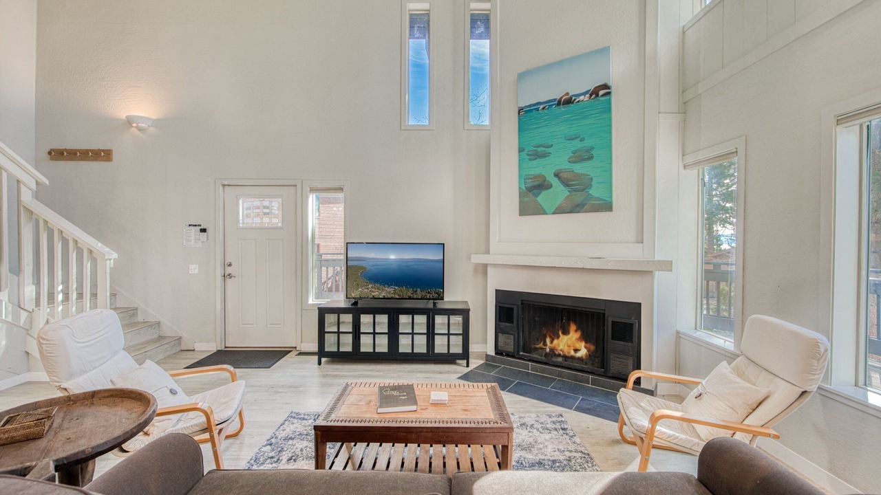 Photo of Livingroom in Lake Forest