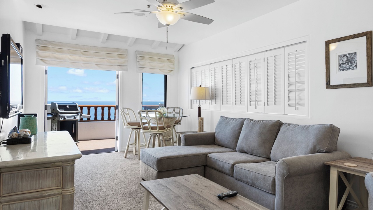 Photo of Patio Balcony in Avalon