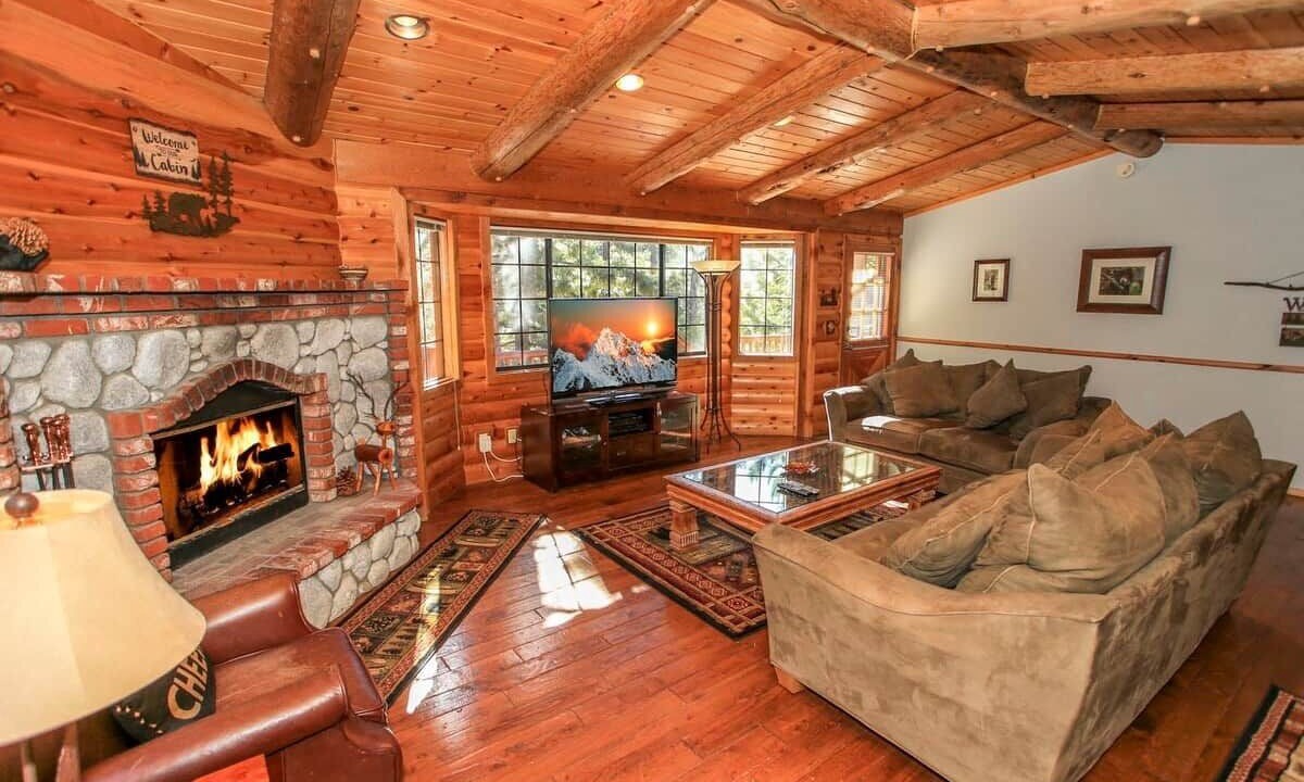 Photo of Bedroom in Upper Moonridge