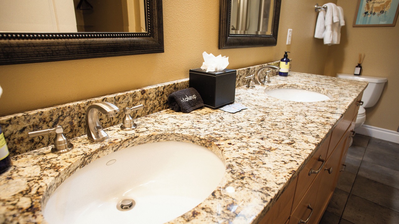 Photo of Bathroom in Leavenworth