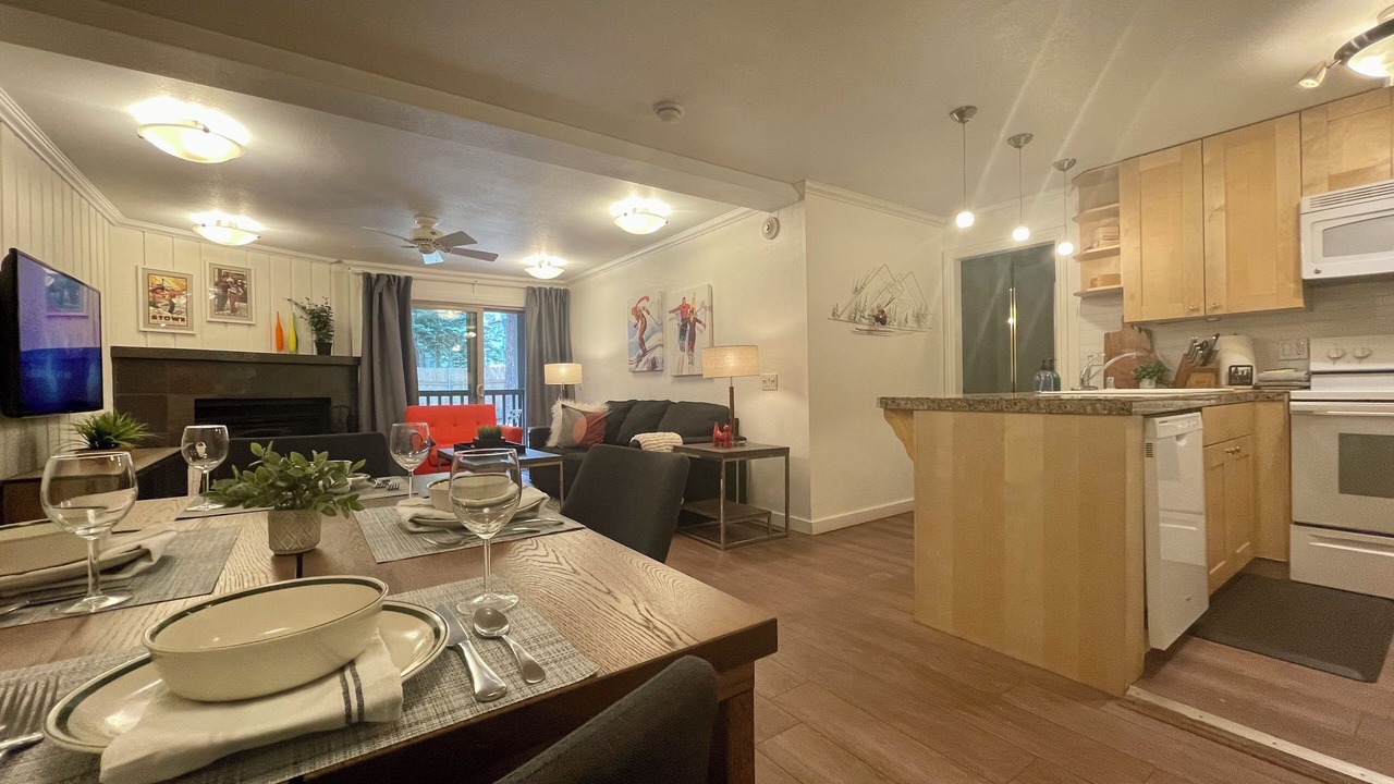 Photo of Kitchen in Mammoth Lakes