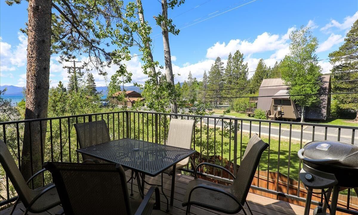 Photo of Outdoor in Lake Forest
