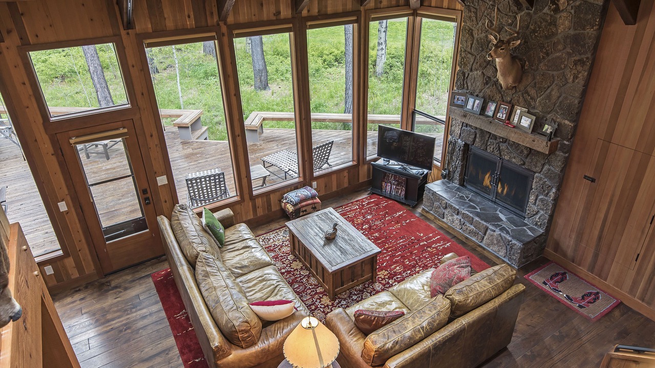 Photo of Livingroom in Black Butte Ranch