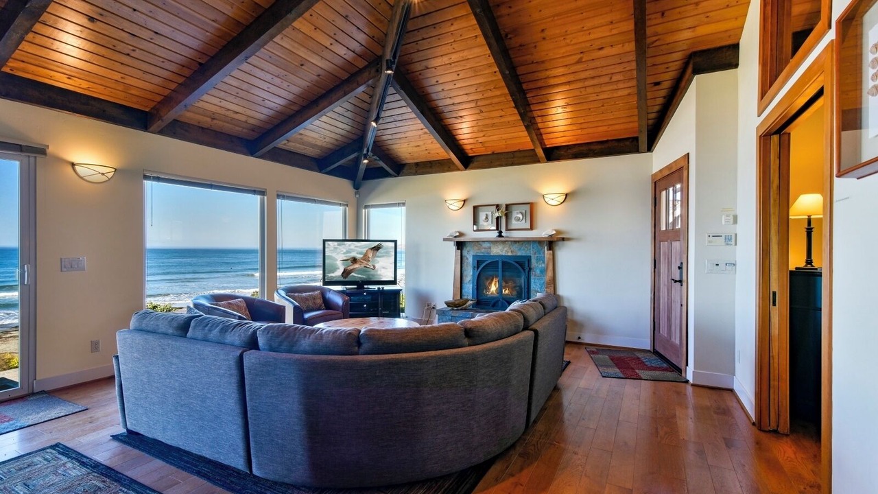 Photo of Bedroom in Cayucos