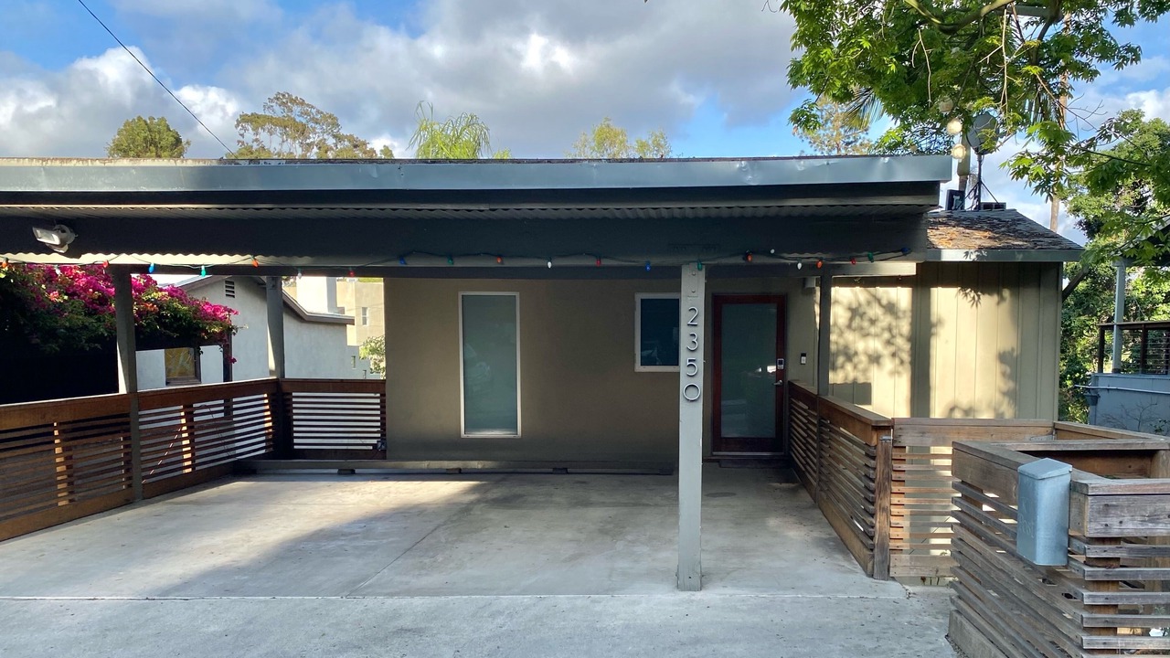 Photo of Outdoor in Silver Lake
