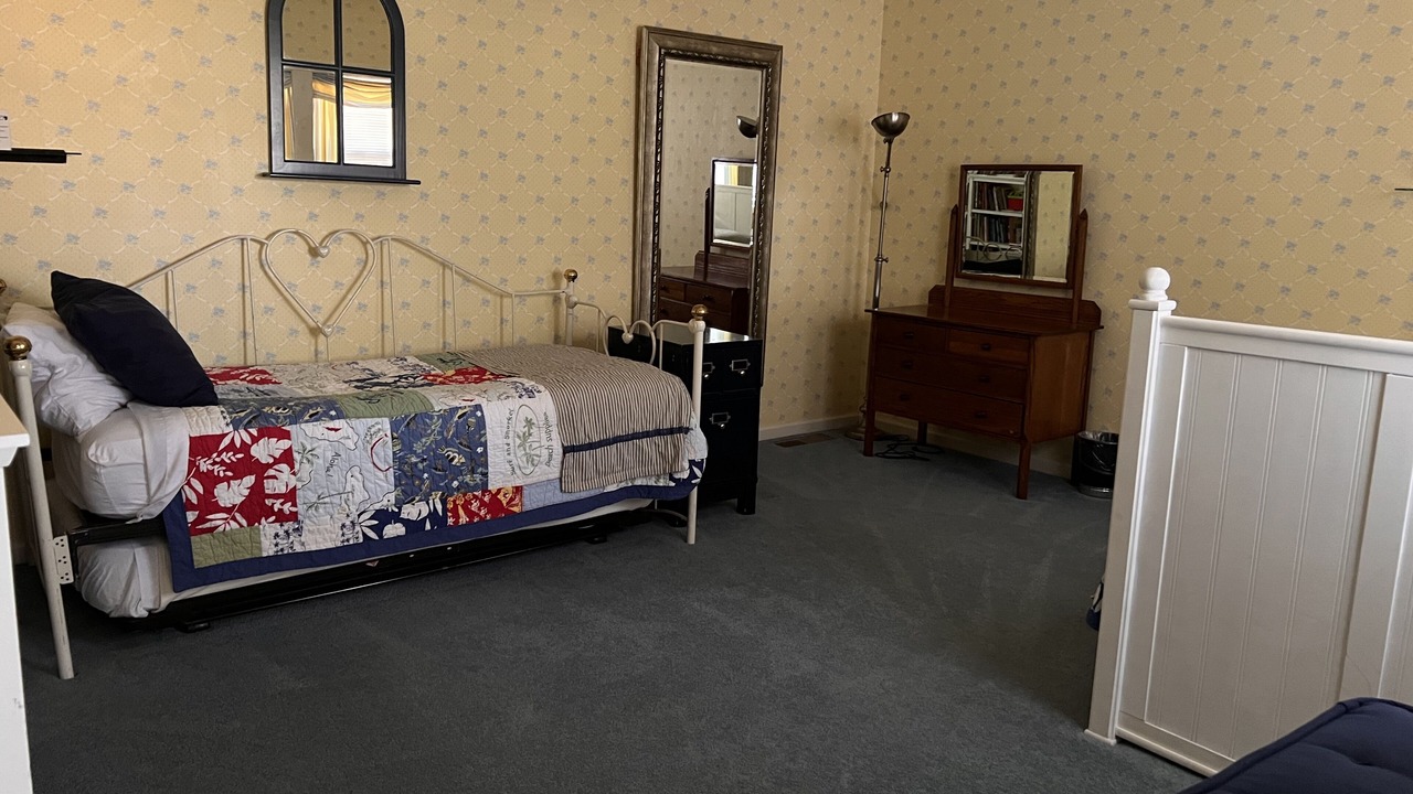 Photo of Bedroom in Penn Valley