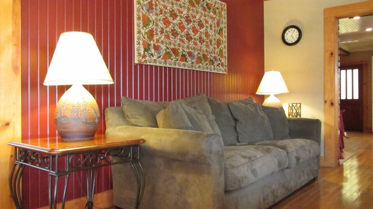 Photo of Livingroom in McCloud