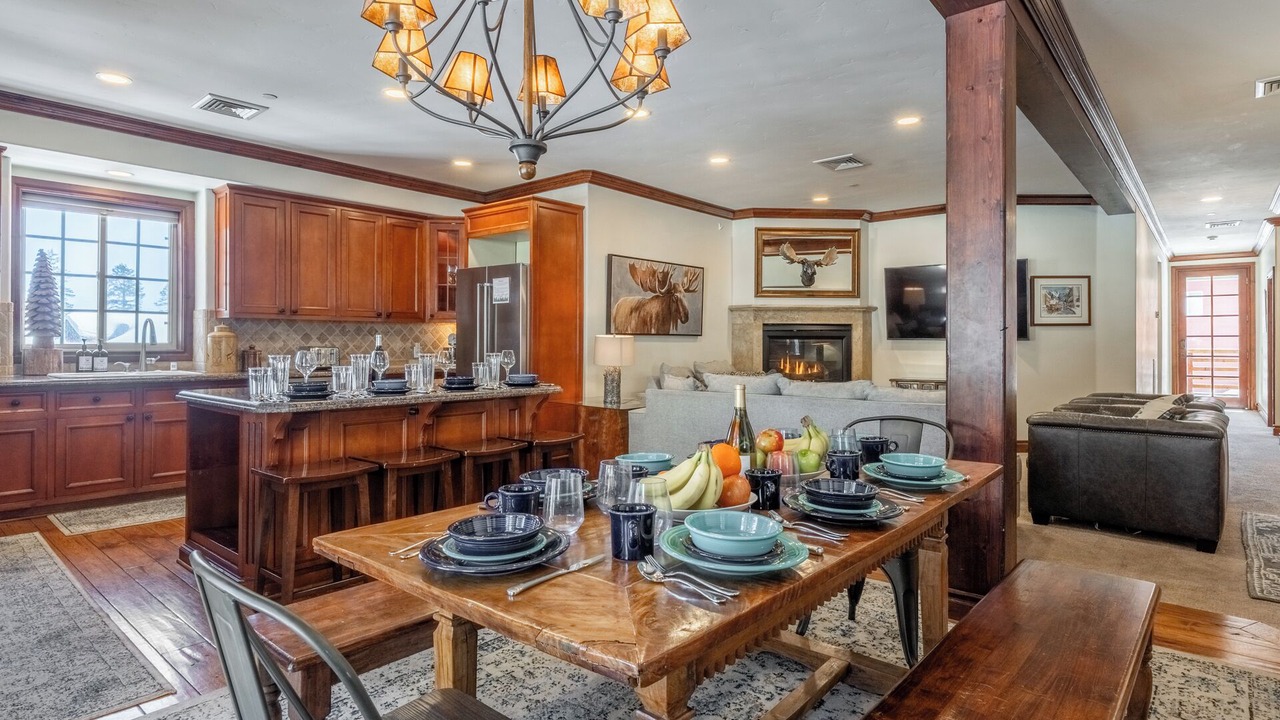 Photo of Bedroom in Mammoth Lakes