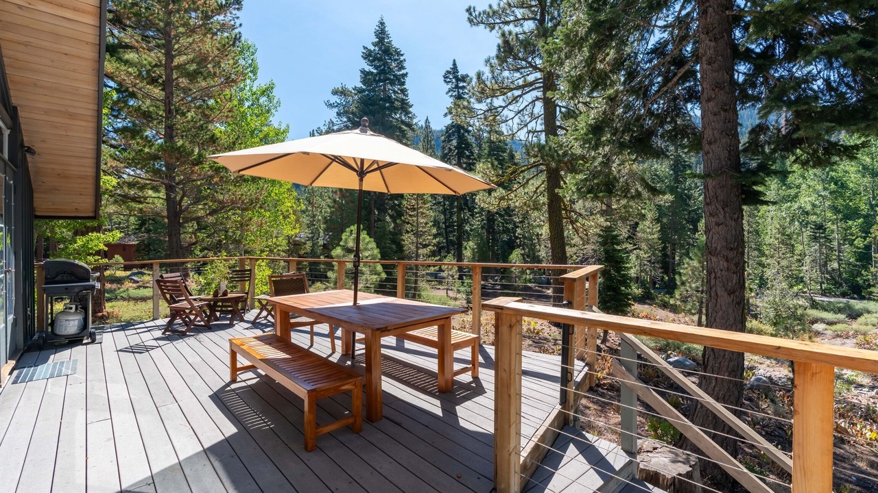 Photo of Outdoor in Alpine Meadows