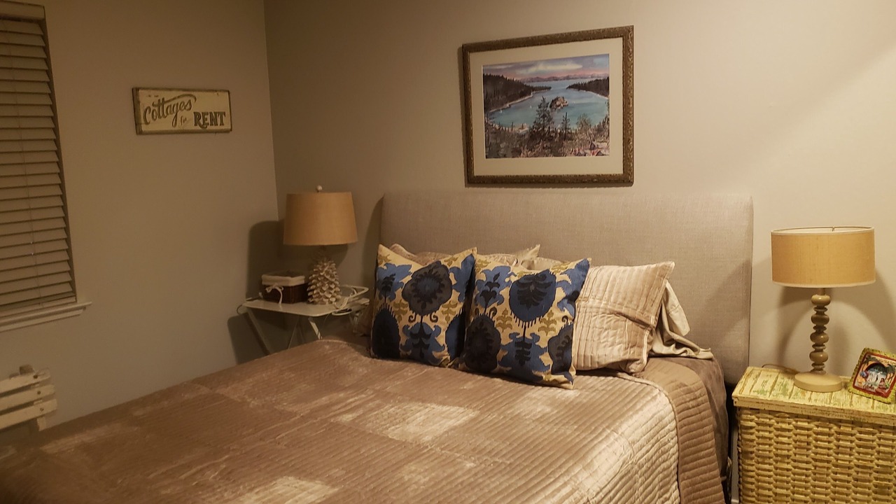 Photo of Bedroom in Lake Forest