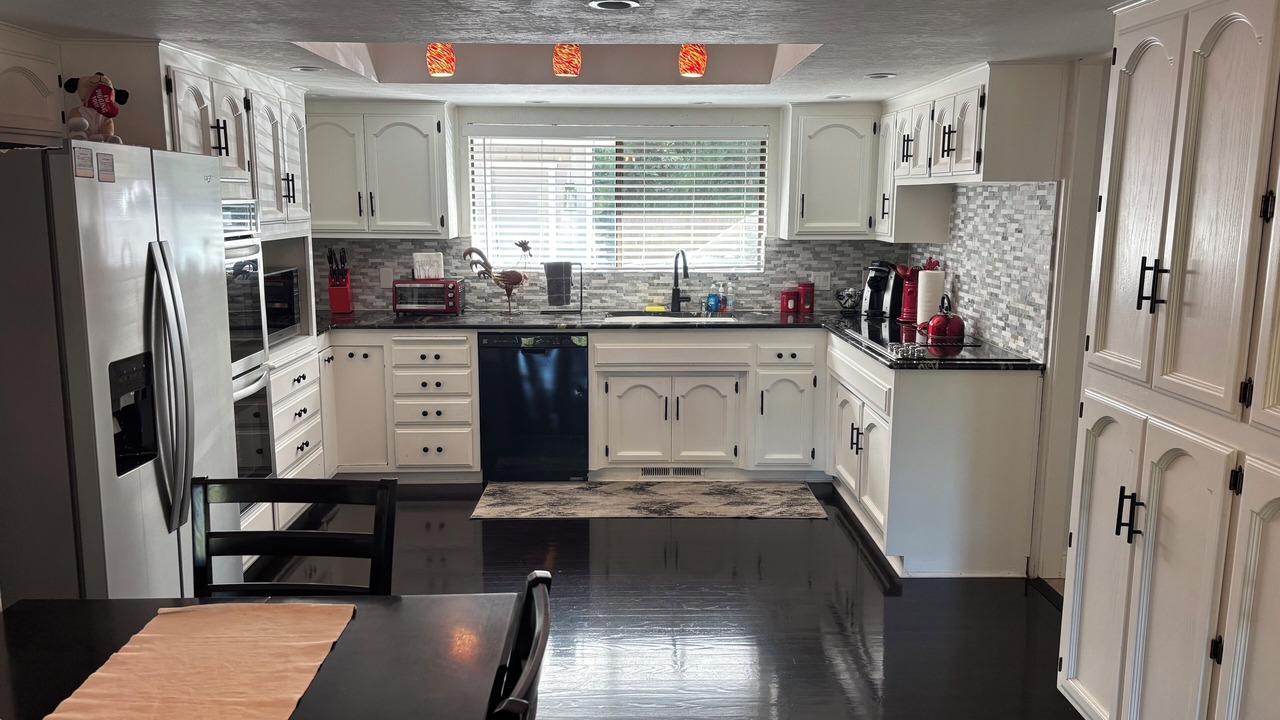 Photo of Kitchen in Lakehead