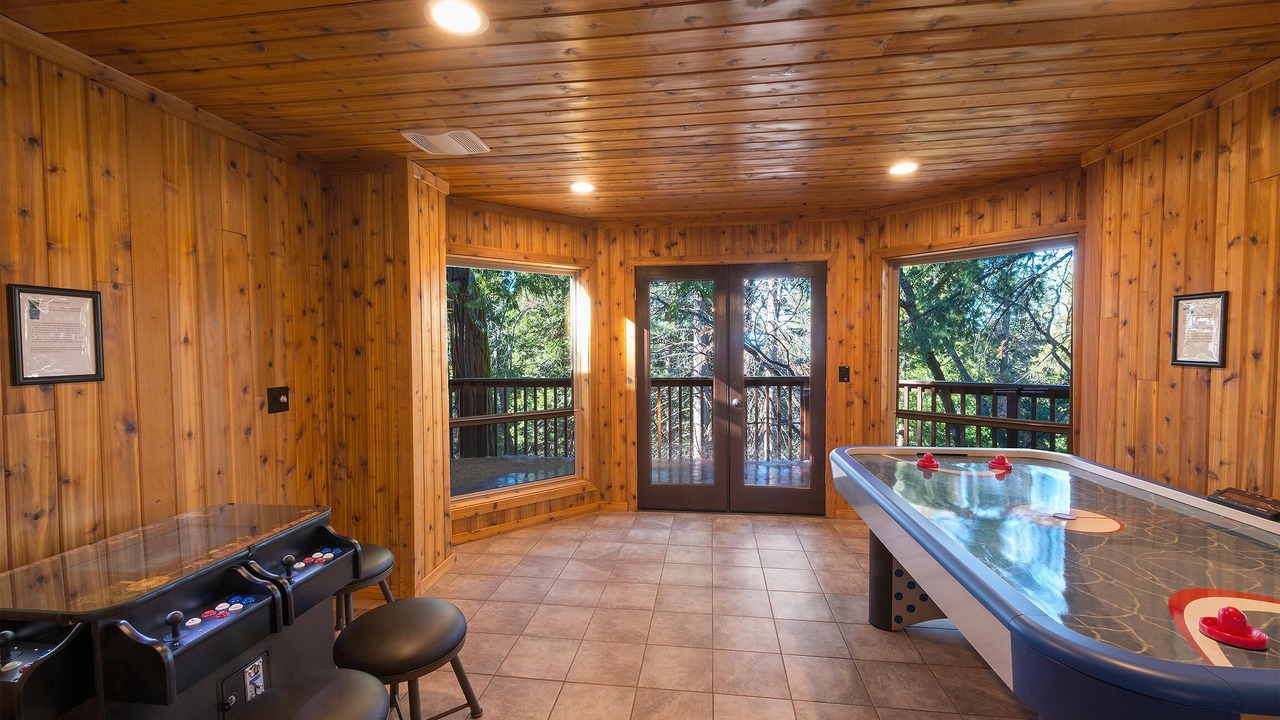 Photo of Bedroom in Yosemite West