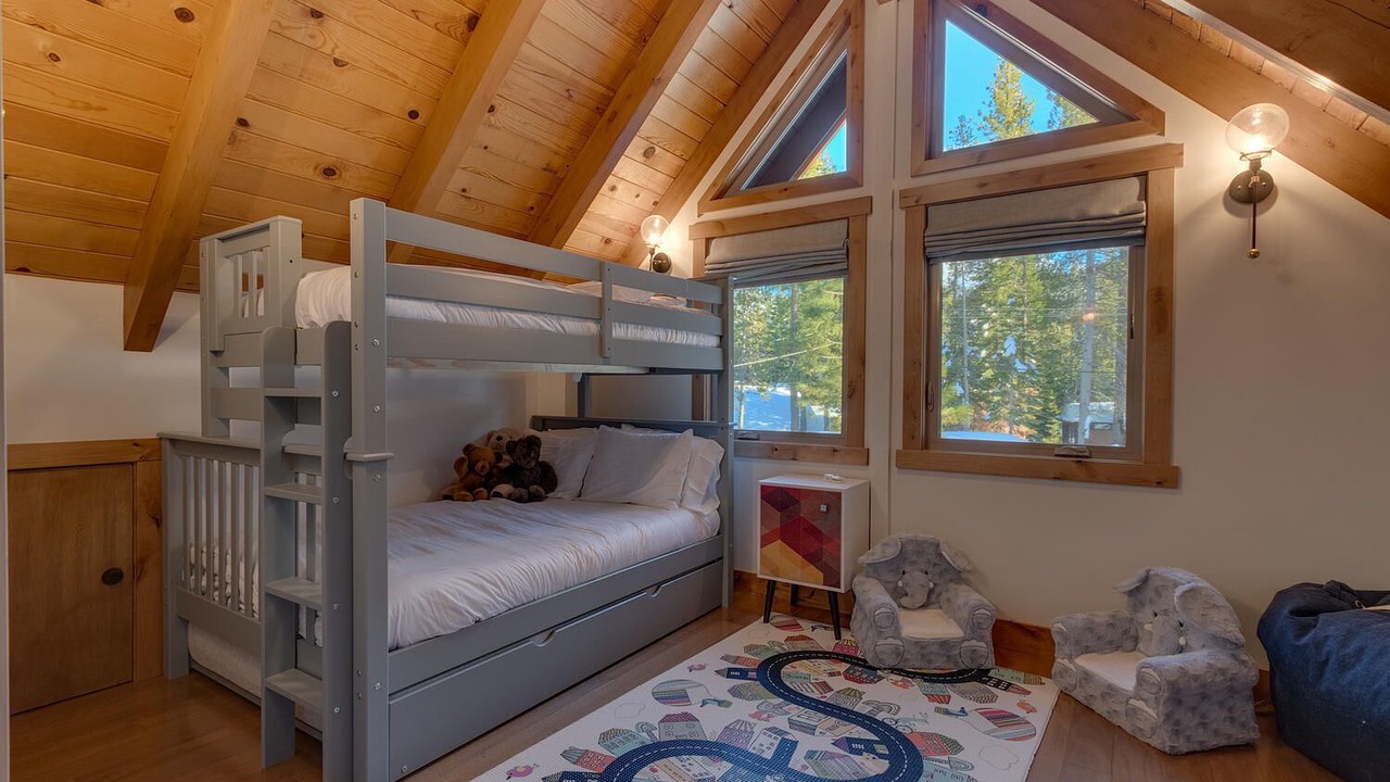 Photo of Bedroom in Olympic Valley
