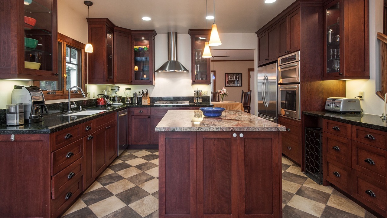 Photo of Kitchen in Arden Park Vista