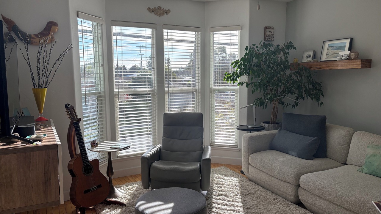 Photo of Livingroom in Seabright