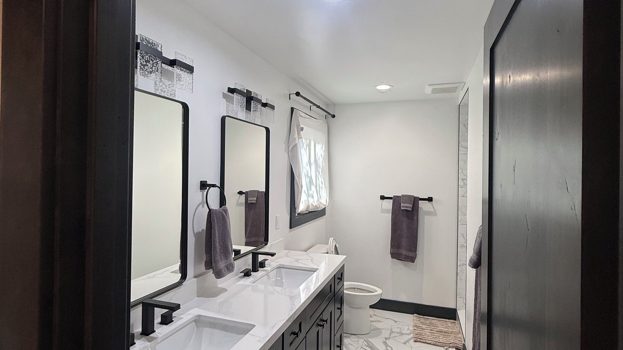 Photo of Bathroom in Tahoe Island