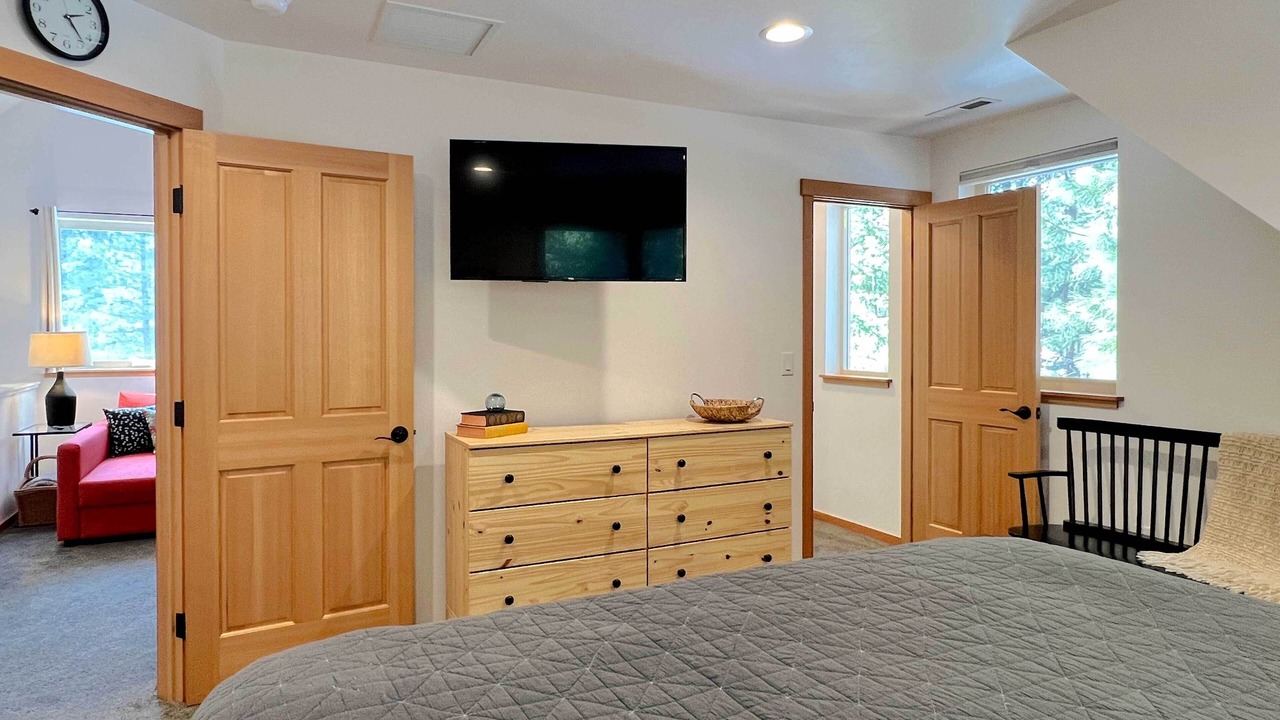 Photo of Bedroom in Leavenworth