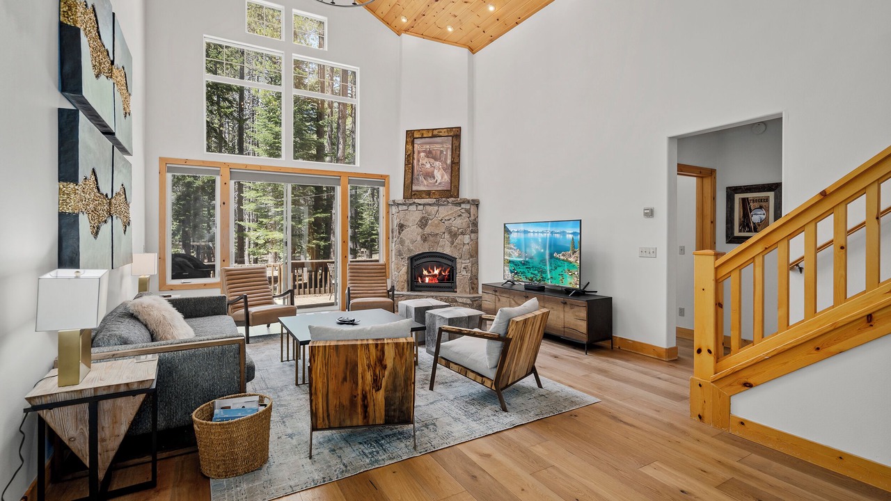 Photo of Livingroom in Truckee