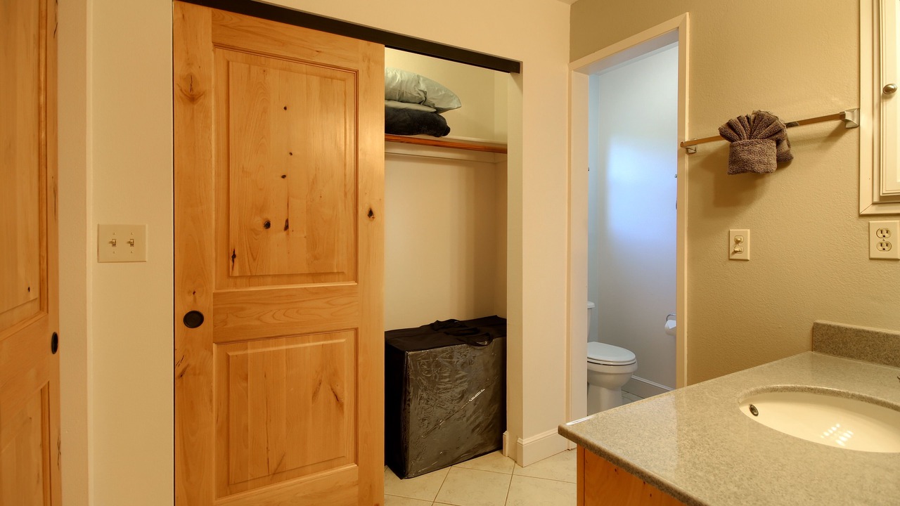 Photo of Bathroom in Mariposa