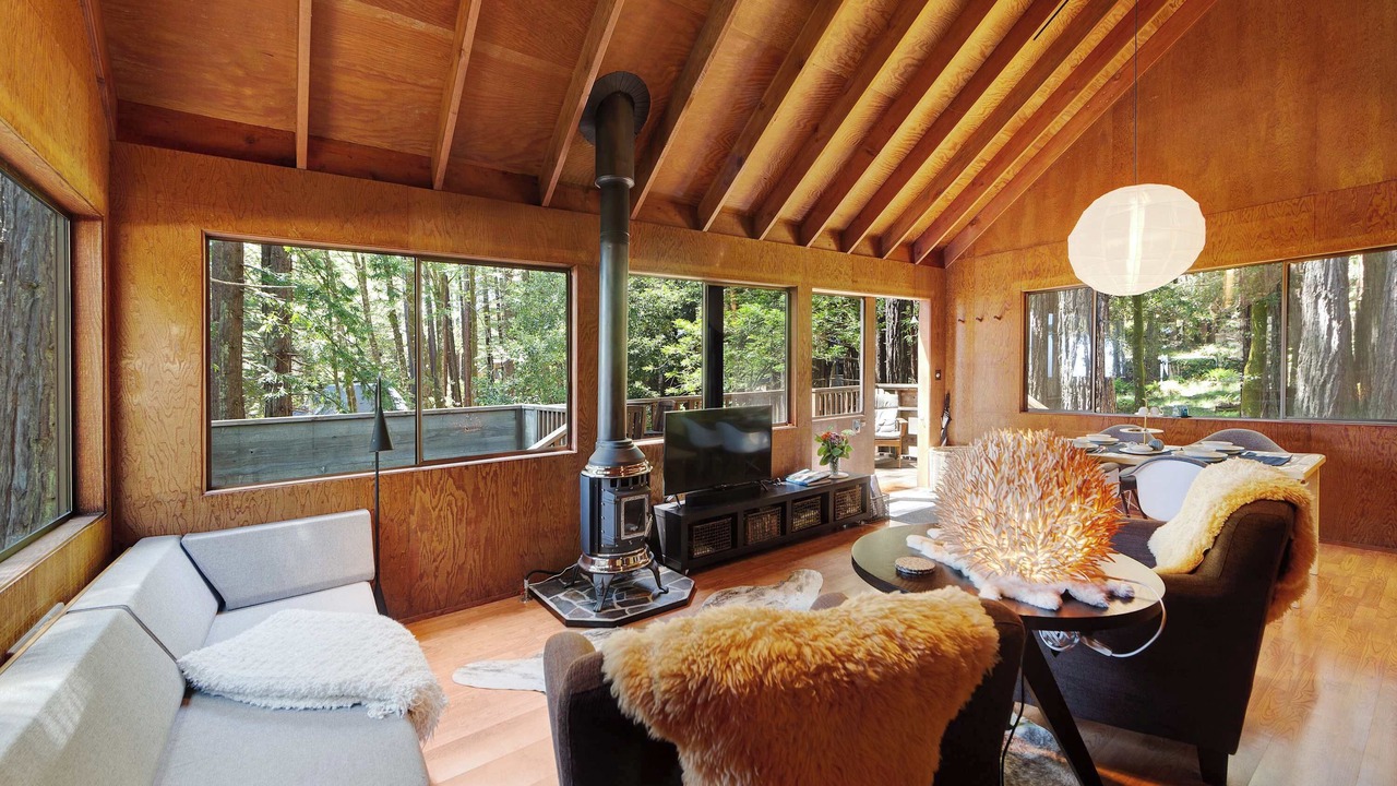 Photo of Bedroom in Sea Ranch