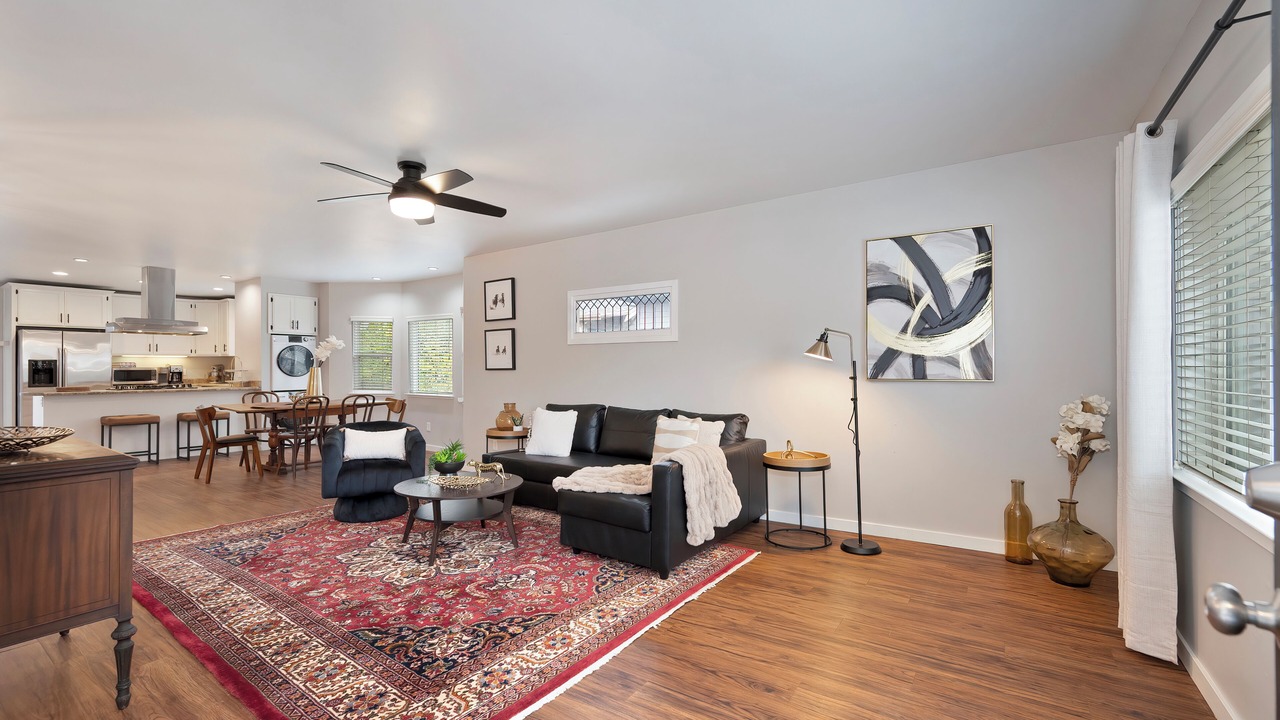 Photo of Livingroom in Central Sacramento