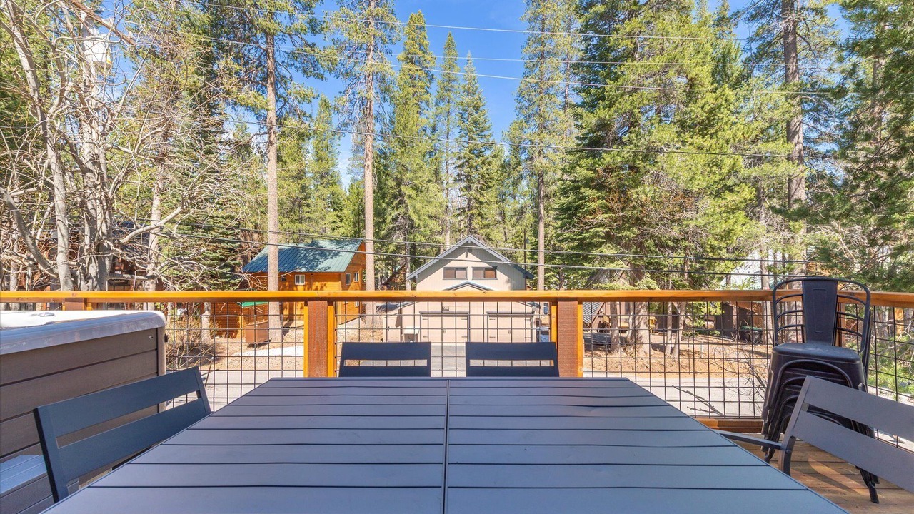 Photo of Outdoor in Ponderosa Palisades