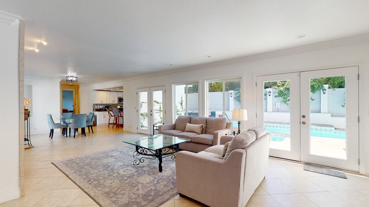 Photo of Livingroom in The Mesa
