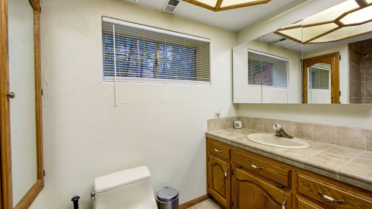 Photo of Bathroom in Pine Cove