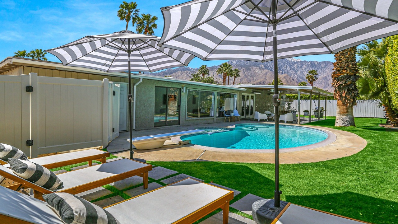 Photo of Outdoor in Desert Park Estates