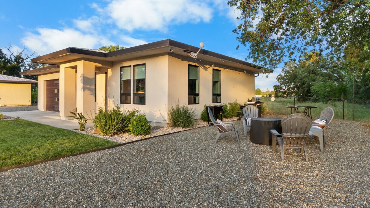 Photo of Outdoor in Pacheco