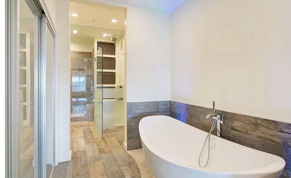 Photo of Bathroom in The Villas