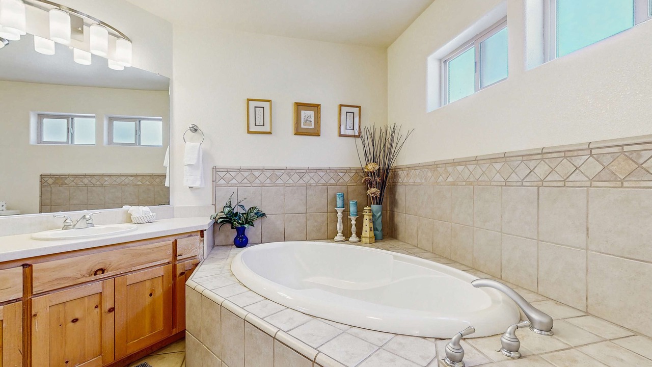 Photo of Bathroom in Serene Lakes