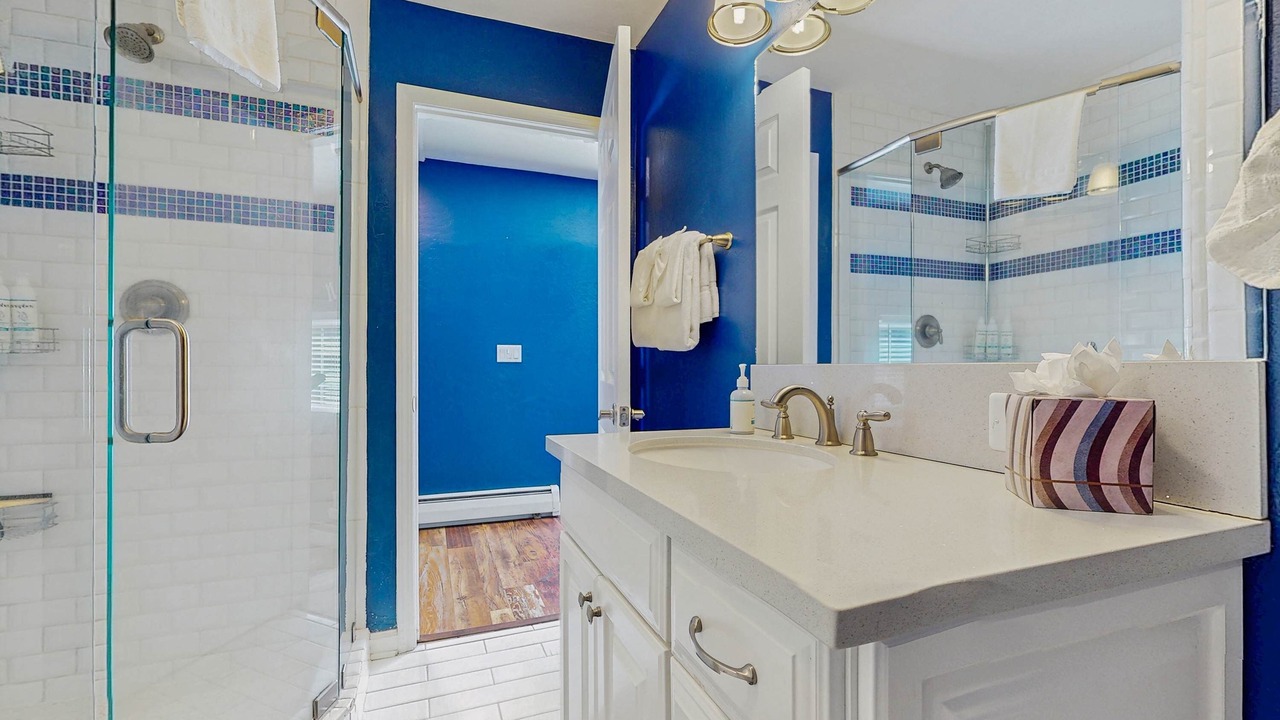 Photo of Bathroom in Al Tahoe