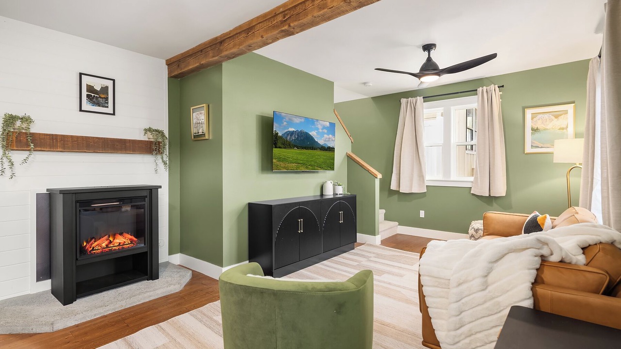 Photo of Livingroom in Roslyn