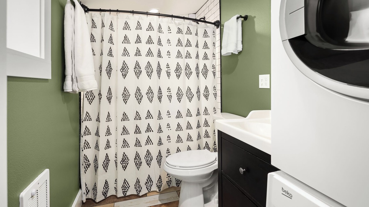 Photo of Bathroom in Roslyn
