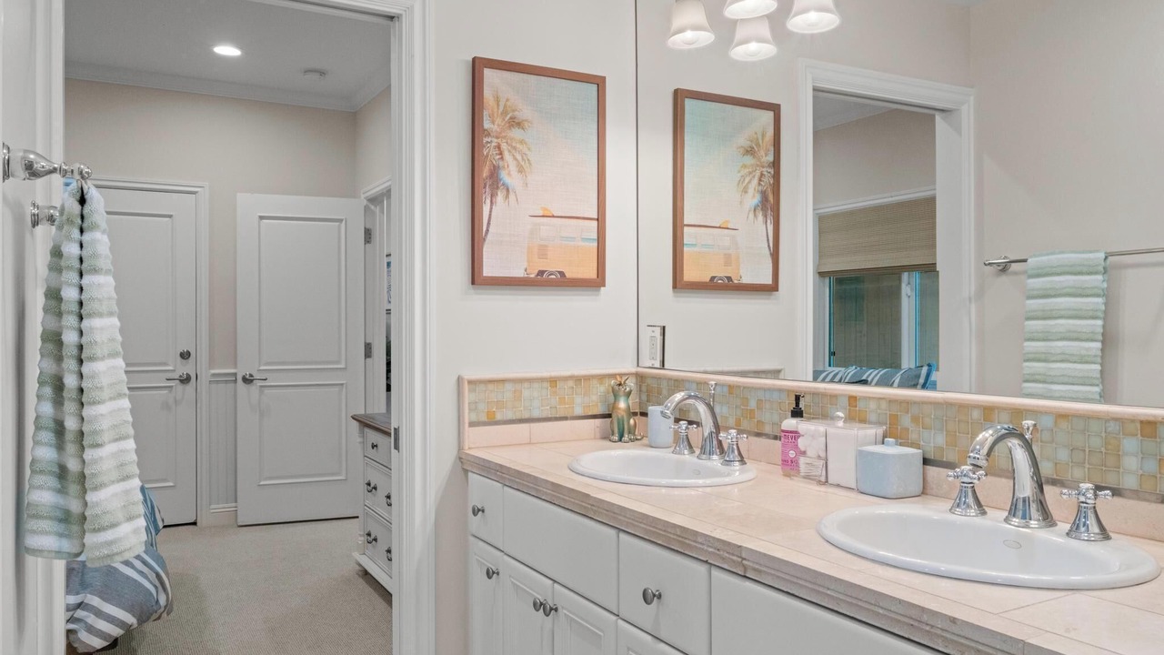 Photo of Bathroom in The Strand