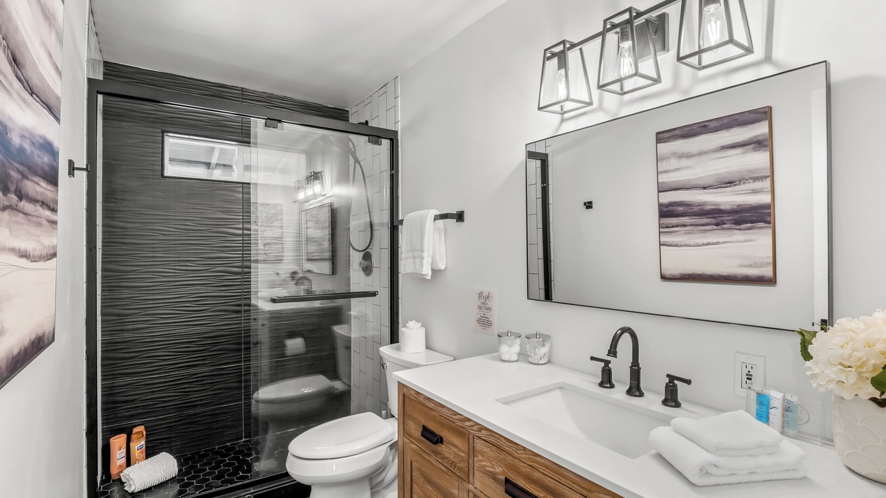 Photo of Bathroom in Oakhurst