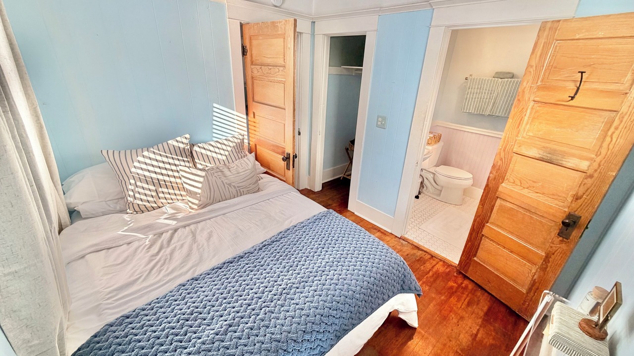 Photo of Bedroom in South Redondo