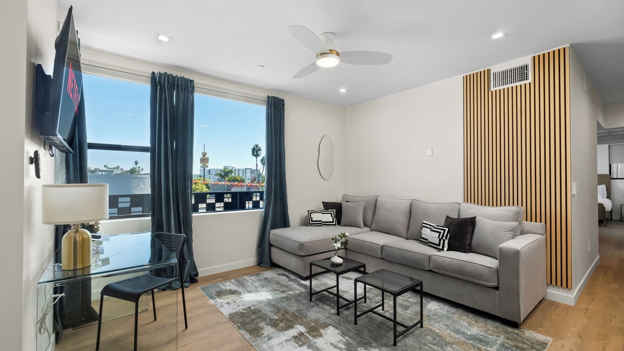 Photo of Livingroom in Roseville - Fleet Ridge