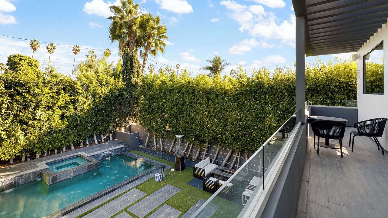 Photo of Patio Balcony in Melrose