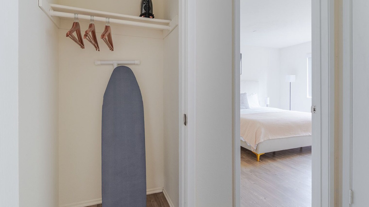 Photo of Bedroom in Shoreline West