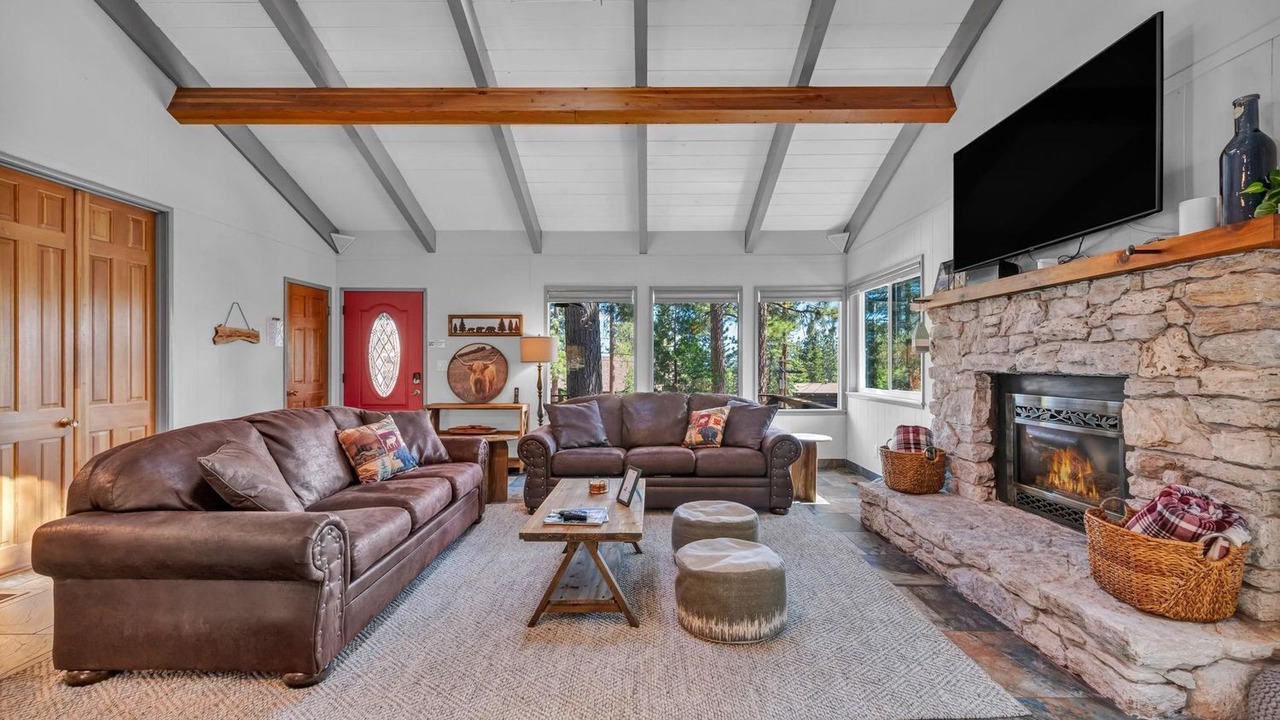 Photo of Livingroom in Lake Forest