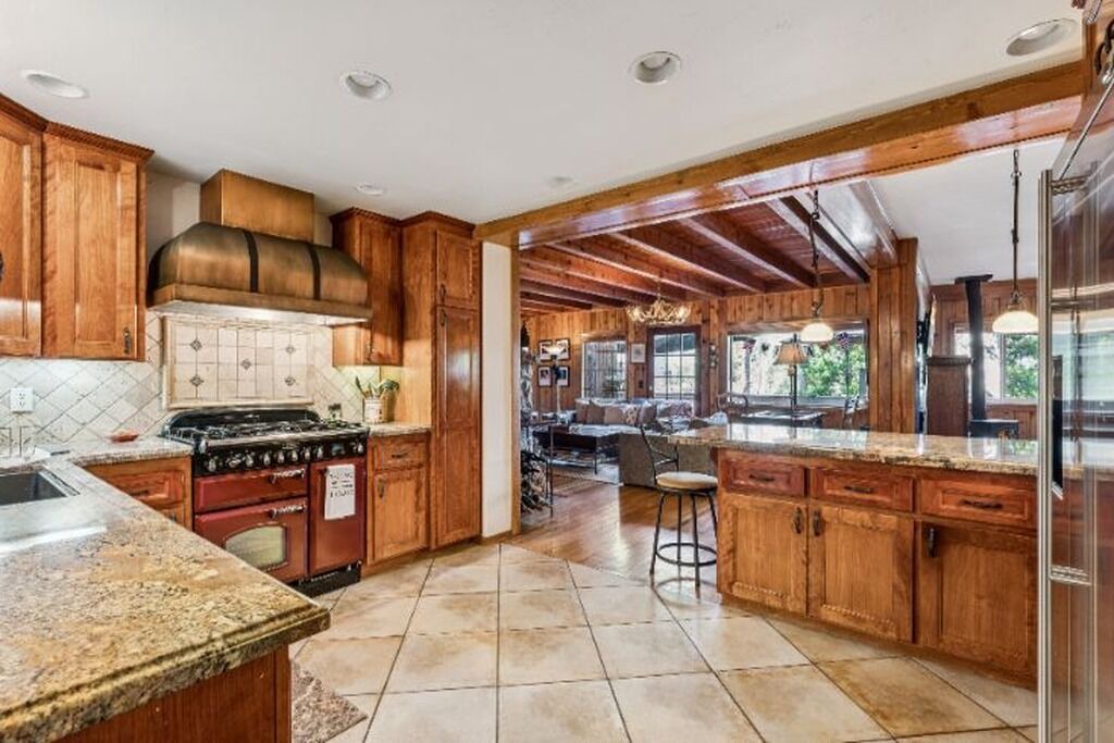 Photo of Kitchen in Blue Jay