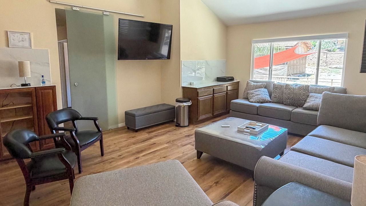 Photo of Livingroom in Rancho Cucamonga