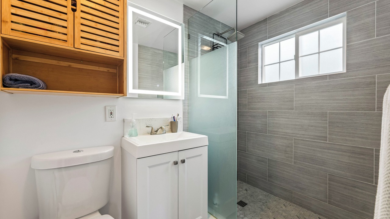 Photo of Bathroom in Los Angeles