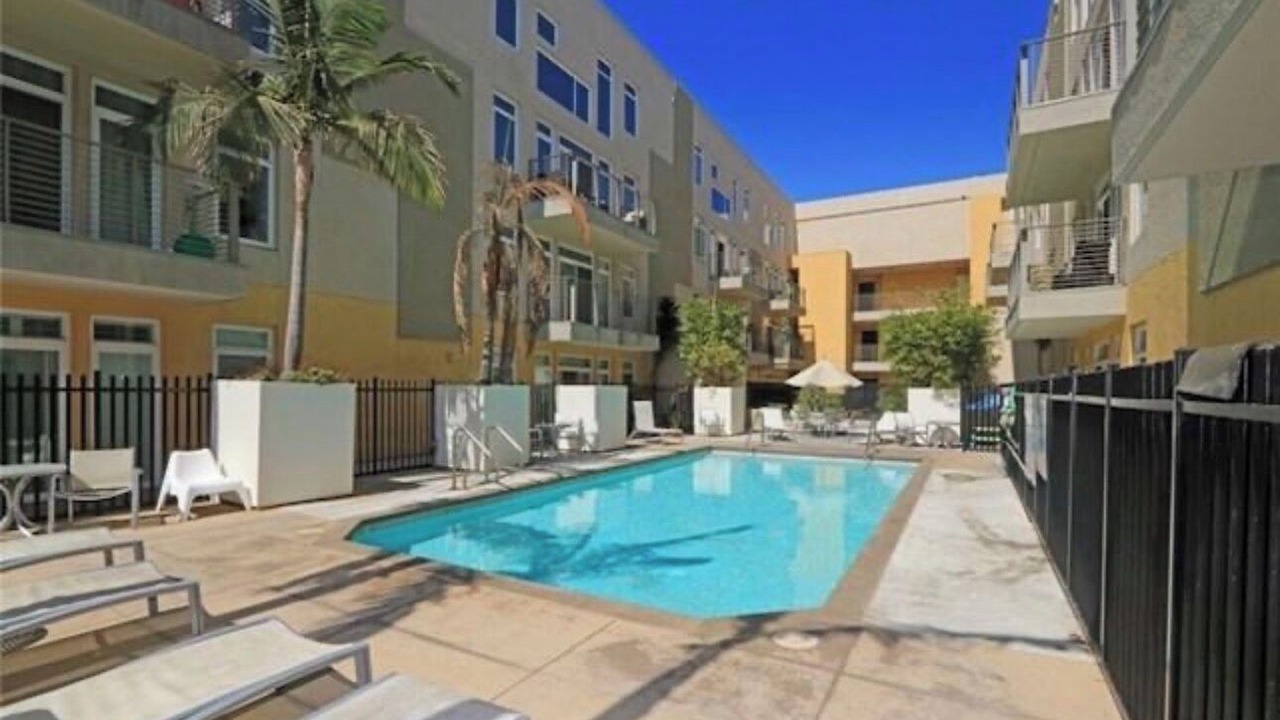 Photo of Outdoor in Downtown Burbank