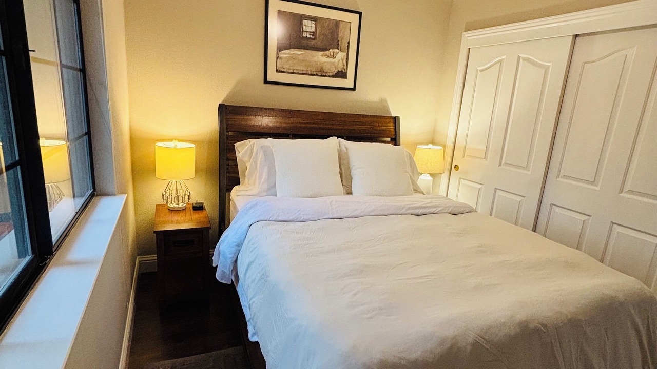 Photo of Bedroom in Pleasant Grove