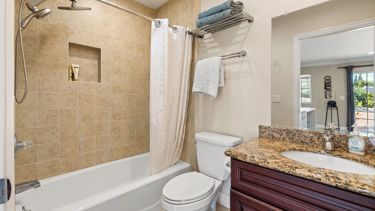 Photo of Bathroom in Woodland Hills
