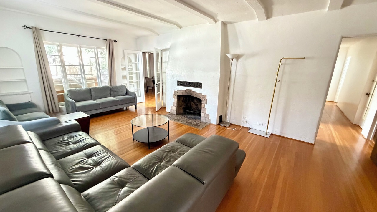 Photo of Livingroom in Westwood