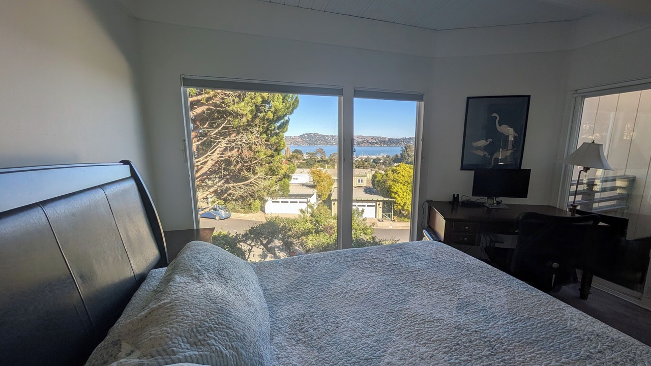 Photo of Bedroom in Marin City